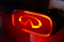 проектор заднего бампера infiniti проекция логотипа на бампер