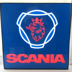 табличка светящаяся в спальник scania логотипы скания
