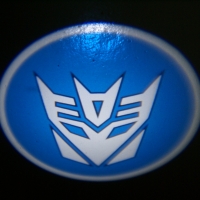Беспроводная подсветка дверей с логотипом Decepticons 5W
