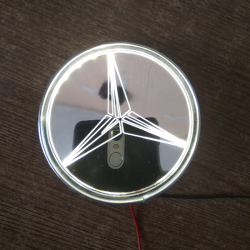 Зеркальный светящийся логотип Mercedes-Benz