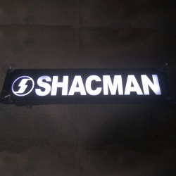 Светящаяся табличка под лобовое стекло Shacman. Светящаяся табличка на лобовое стекло Shacman была изготовлена на заказ.Светящаяся табличка на лобовое стекло Shacman